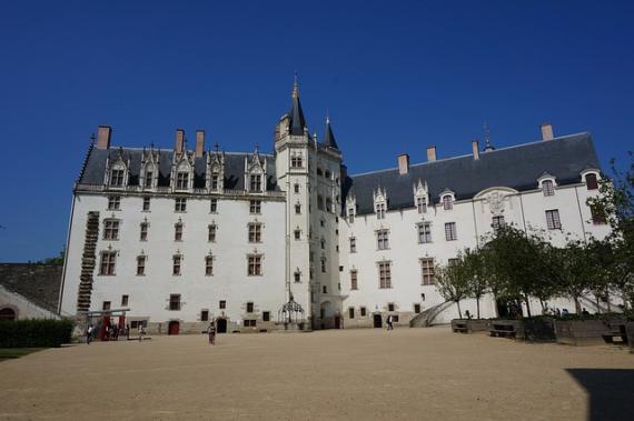 Translation Services in Nantes (France) Translation Services in Nantes (France)