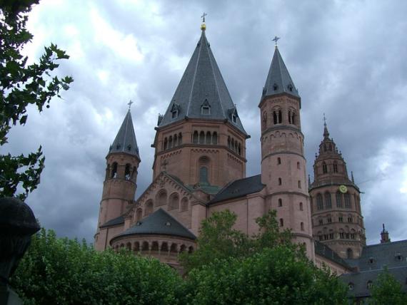 Linguistic and Translation Services in Mainz (Germany)